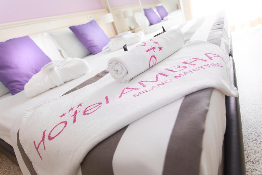 Hotel Ambra Milano Marittima Ruang foto