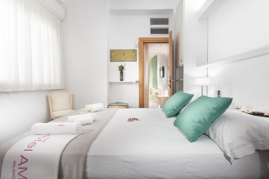 Hotel Ambra Milano Marittima Bagian luar foto